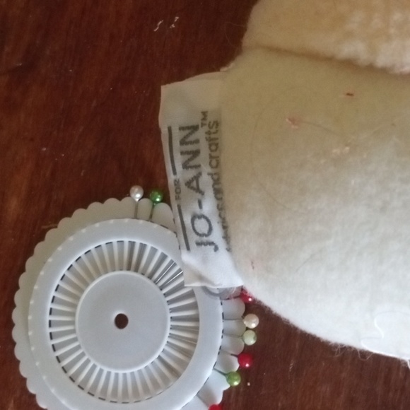 Sewing supplies - Picture 4 of 8